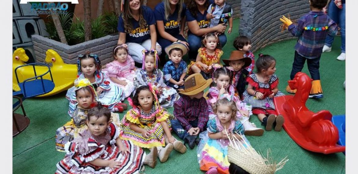 Renda-se ao Arraial do Colégio Padrão Internacional