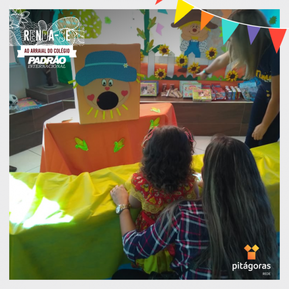 Renda-se ao Arraial do Colégio Padrão Internacional