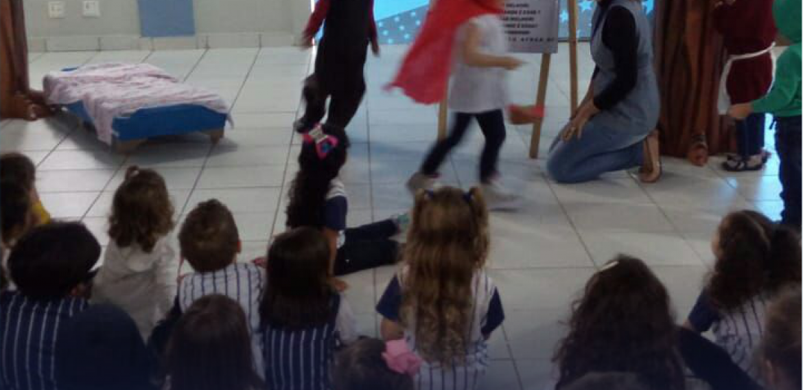 Chapeuzinho vermelho: muita diversão e aprendizado!