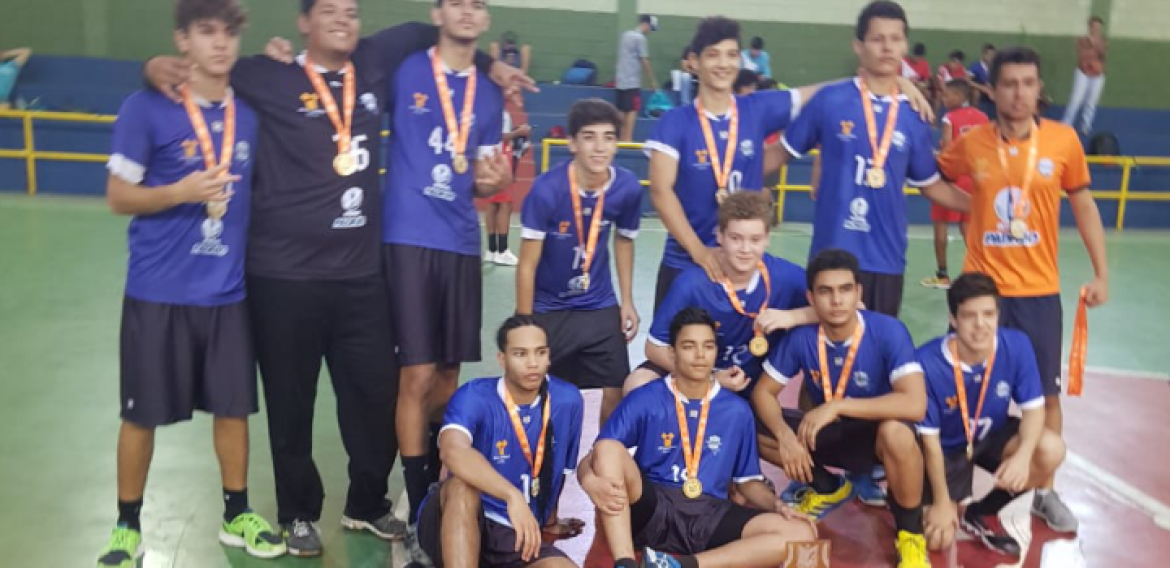 Campeão em três modalidades na fase regional do JEMG