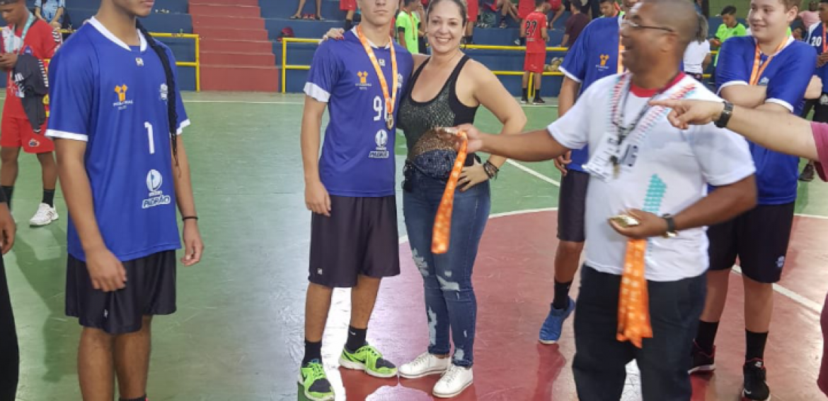 Campeão em três modalidades na fase regional do JEMG