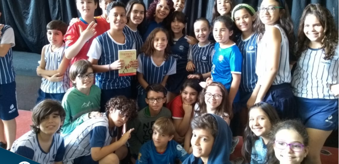 Visita da escritora Nívea Almeida