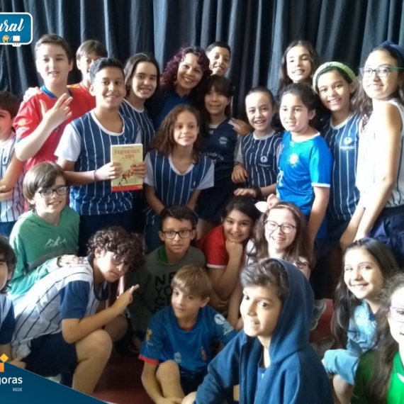 Visita da escritora Nívea Almeida